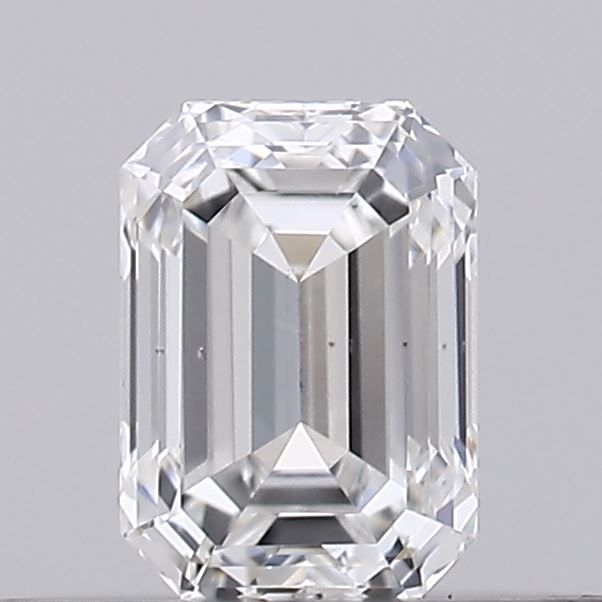 0.24ct Emerald diamond