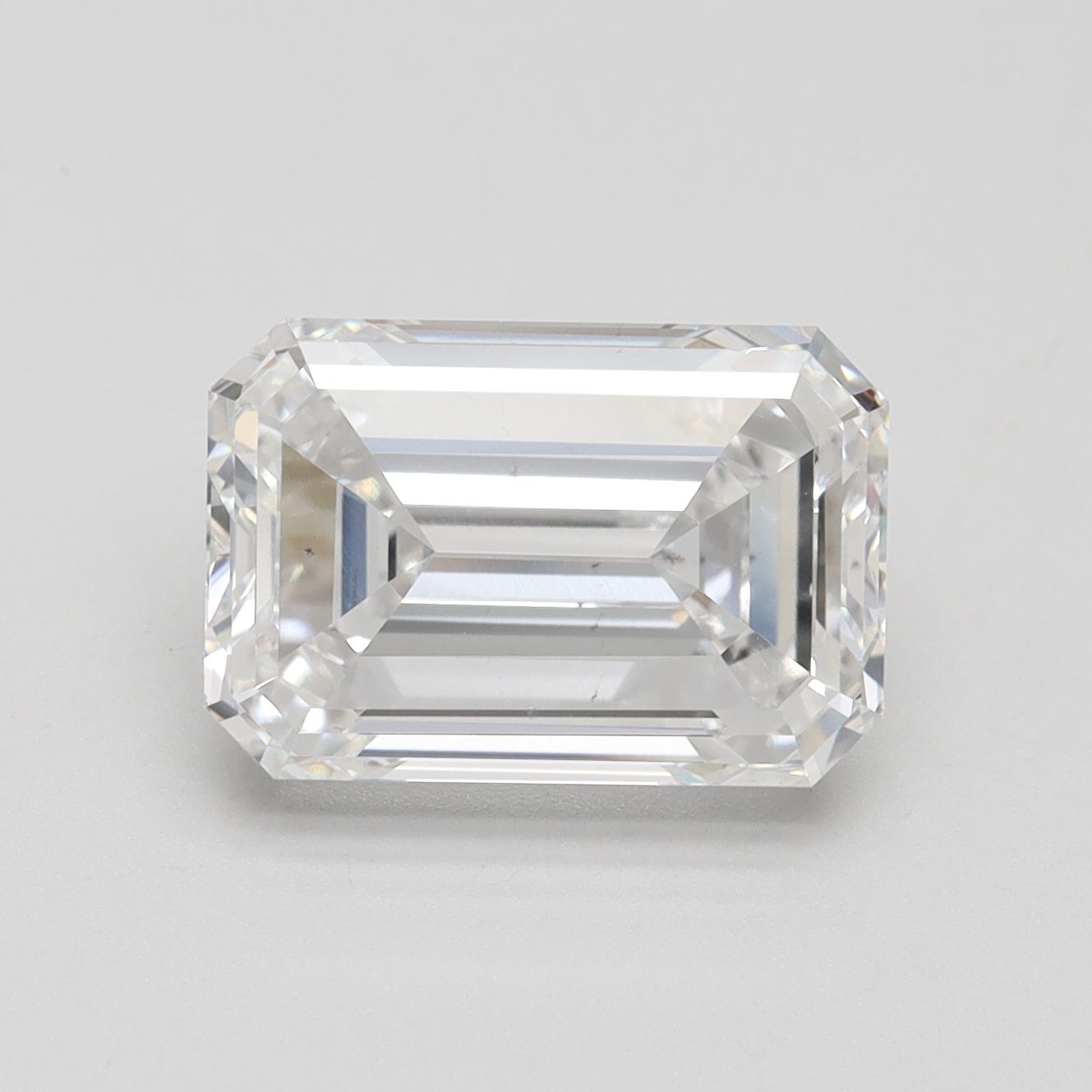 4.50 ct. emerald Lab Grown Diamond front image
