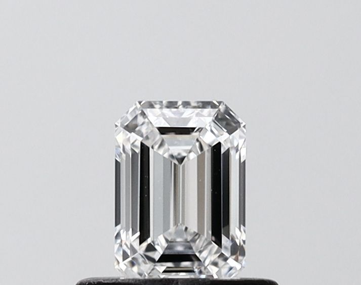 0.53 ct. emerald Lab Grown Diamond front image
