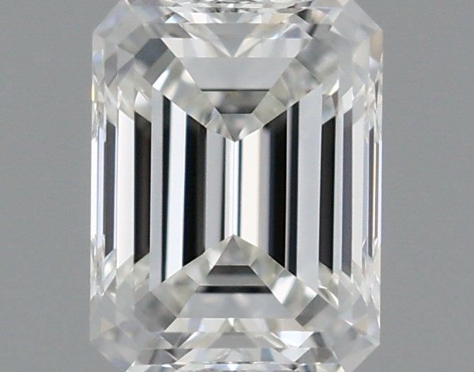 0.32 ct Emerald Diamond