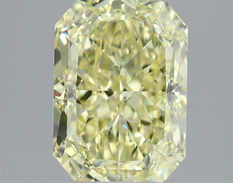 2.01 ct Radiant diamond