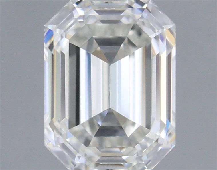 0.74 ct Emerald diamond