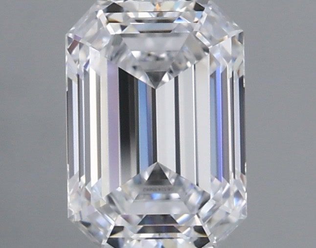 1.06 ct. emerald Lab Grown Diamond front image