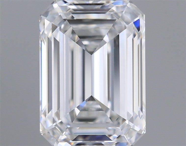 1.02 ct. emerald Lab Grown Diamond front image