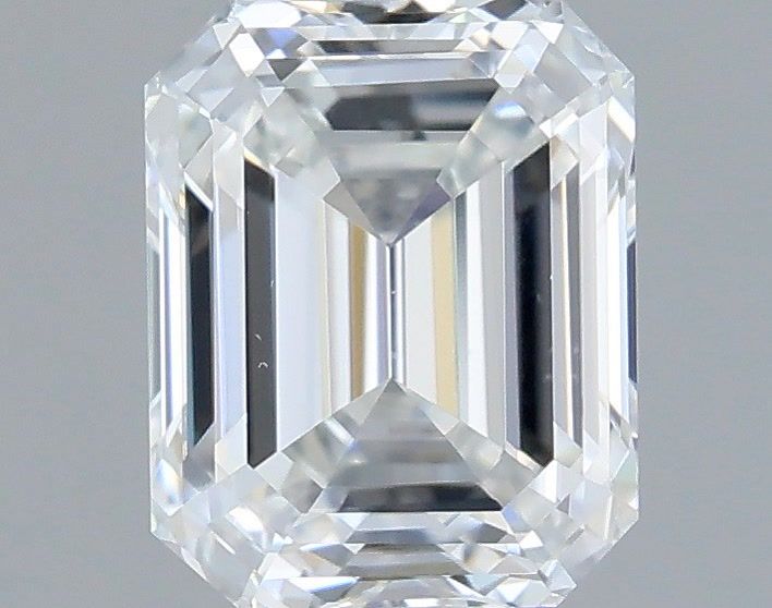 0.70 ct Emerald diamond