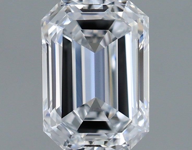 0.98 ct lab-grown Emerald Diamond