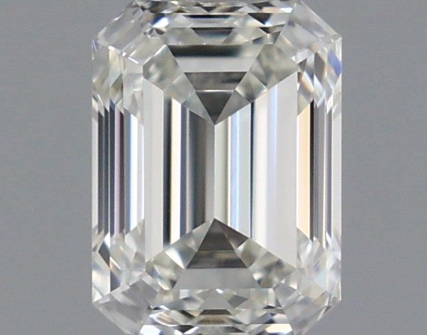0.4 ct Emerald Diamond