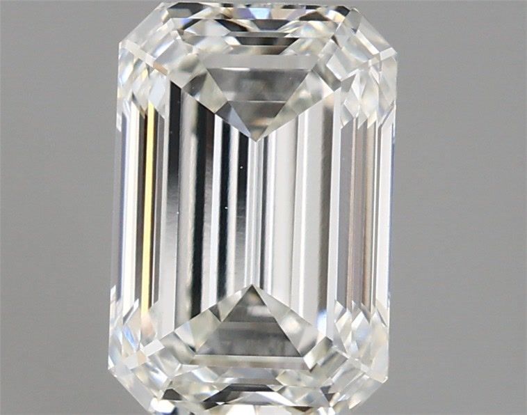 1.67 ct. emerald Lab Grown Diamond front image
