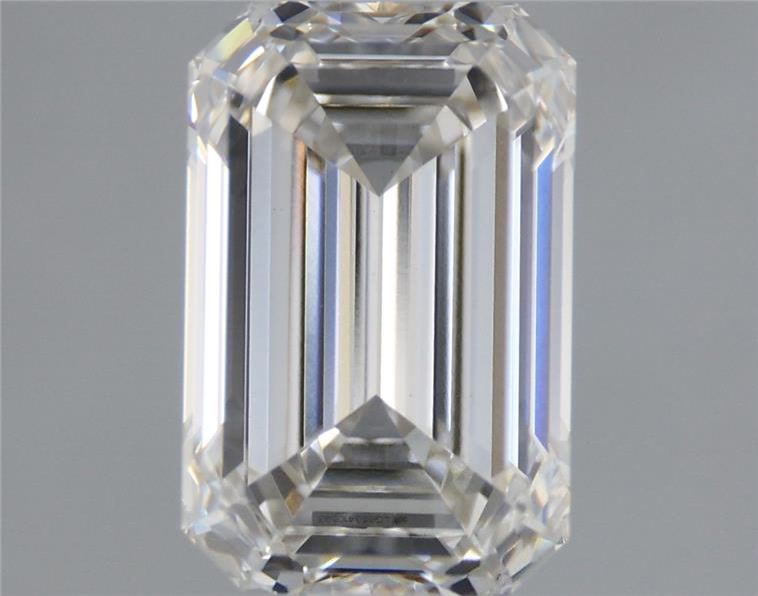 1.75 ct Emerald diamond