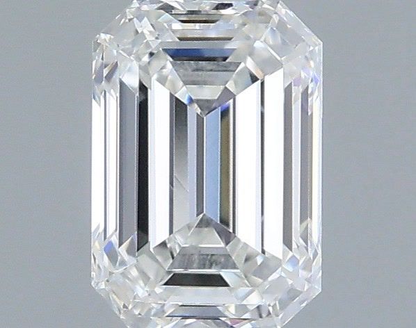 0.56 ct Emerald diamond