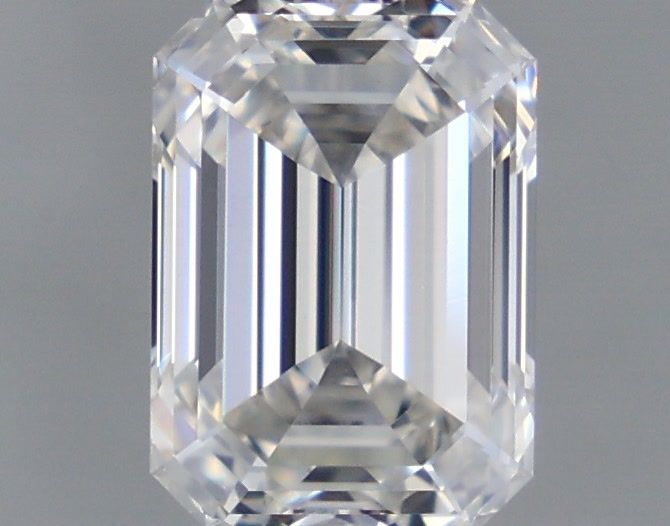 1.56 ct Emerald diamond