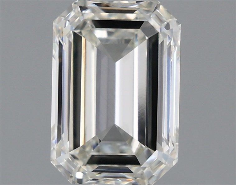 1.54 ct. emerald Lab Grown Diamond front image