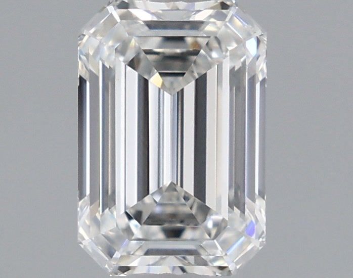 1.04 ct. emerald Lab Grown Diamond front image