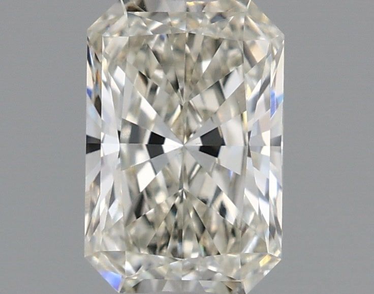 1.07 ct. radiant Lab Grown Diamond front image