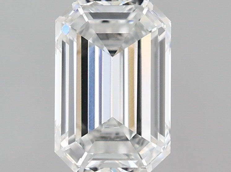 1.53 ct. emerald Lab Grown Diamond front image