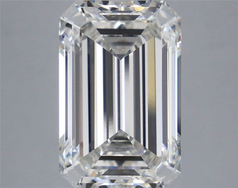 5.74 ct. emerald Lab Grown Diamond front image