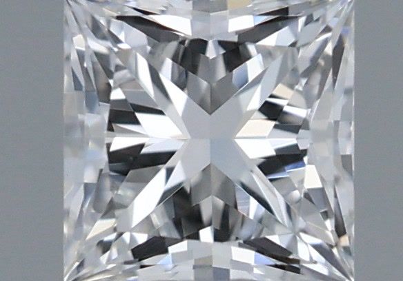 0.33 ct lab-grown Princess Diamond