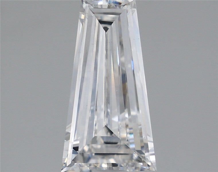 1.01 ct lab-grown Trapezoid Diamond