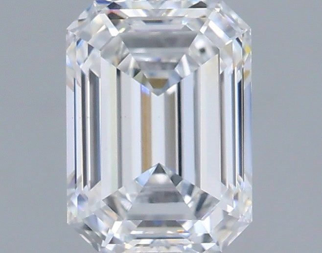 1.43 ct. emerald Lab Grown Diamond front image