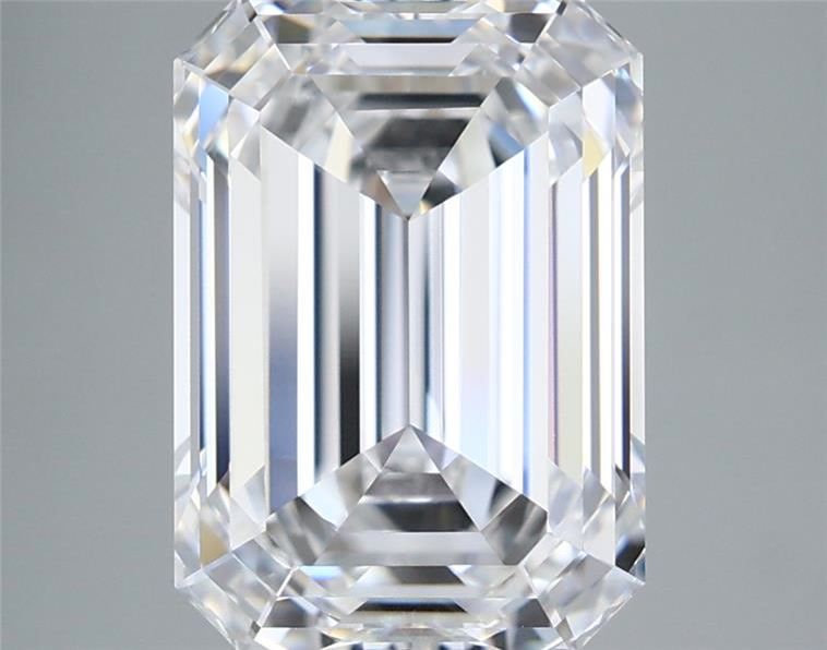 4.51 ct. emerald Lab Grown Diamond front image
