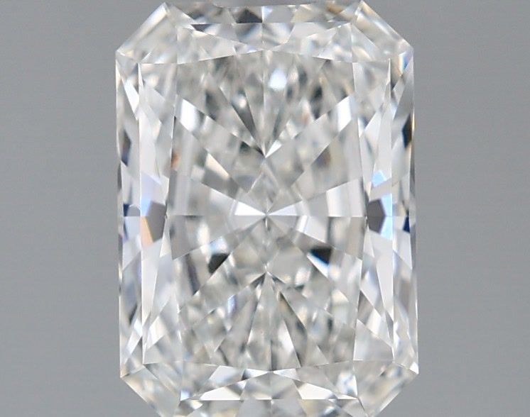 1.82 ct Radiant diamond