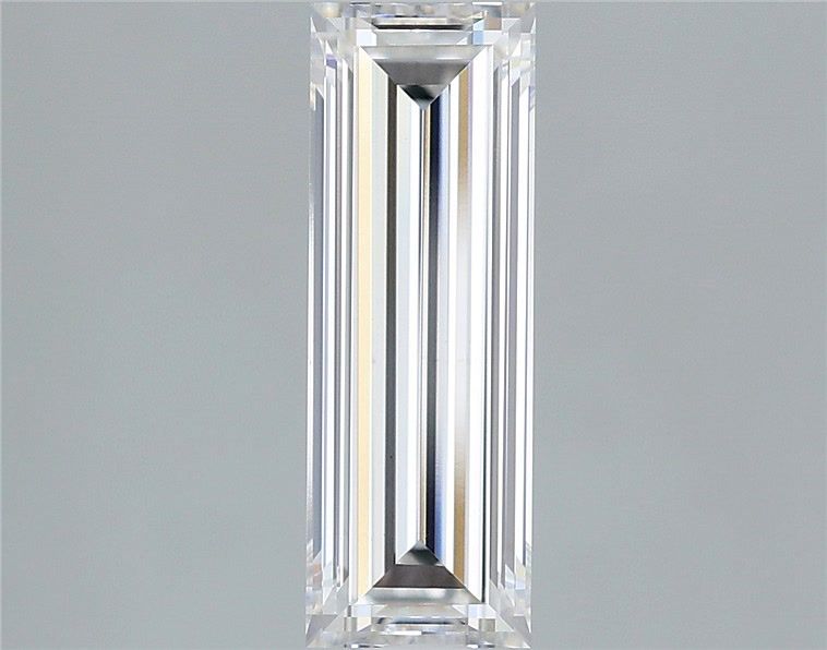 1.6 ct lab-grown Baguette Diamond