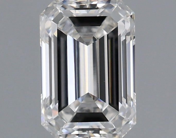 1.13 ct. emerald Lab Grown Diamond front image