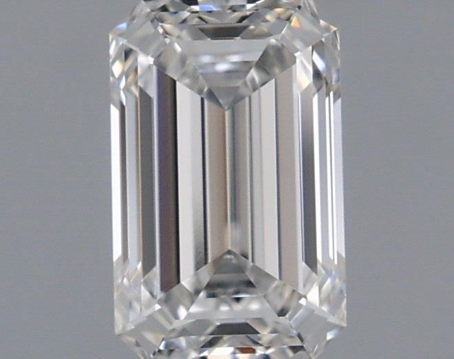 0.94 ct. emerald Lab Grown Diamond front image