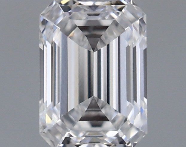 0.33 ct lab-grown Emerald Diamond