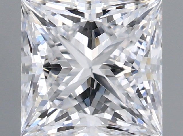 1.05 ct lab-grown Princess Diamond