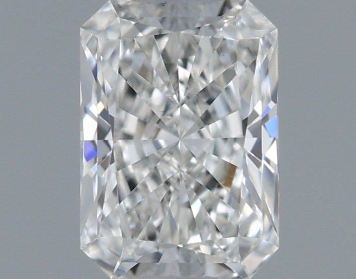 0.43 ct Radiant diamond