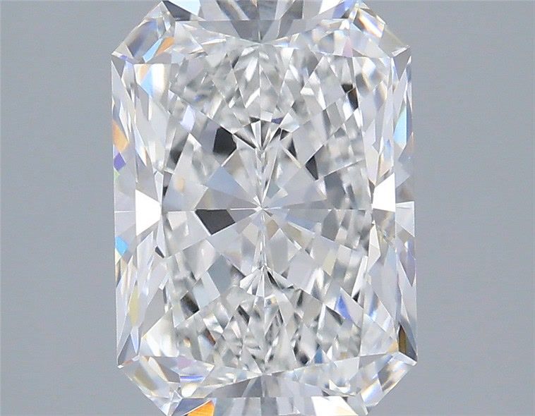 2.00 ct. radiant Lab Grown Diamond front image