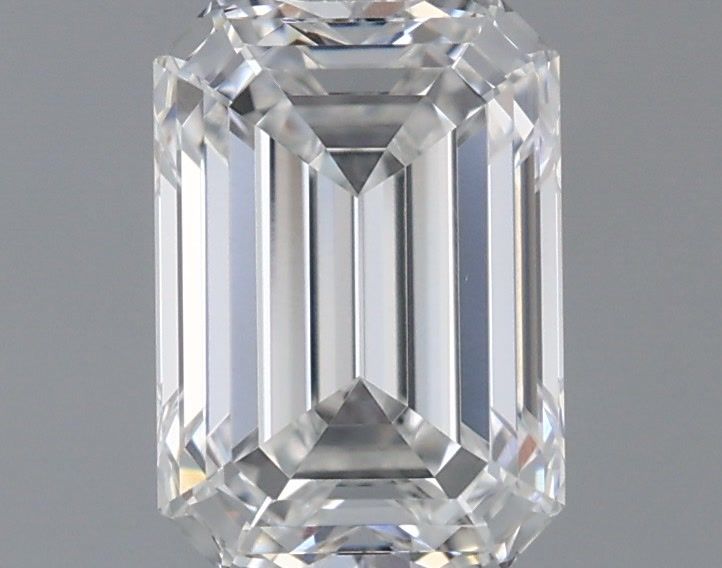 1.06 ct. emerald Lab Grown Diamond front image