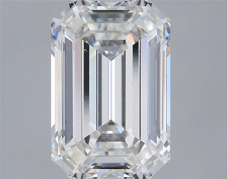 2.6 ct lab-grown Emerald Diamond