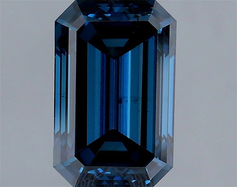 1.74 ct. emerald Lab Grown Diamond front image