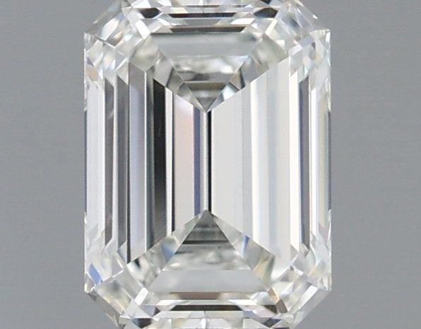 0.44 ct Emerald diamond
