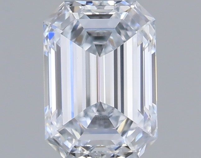 0.35 ct Emerald diamond