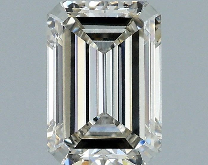 1.02 ct Emerald diamond