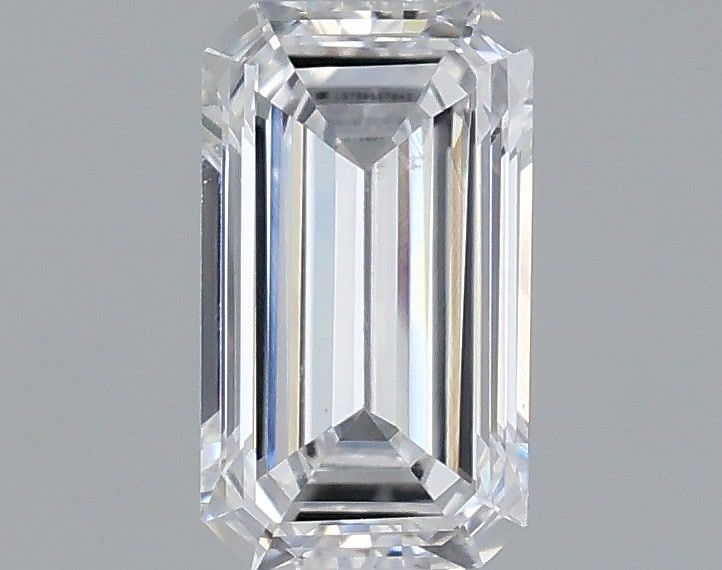 0.42 ct lab-grown Emerald Diamond
