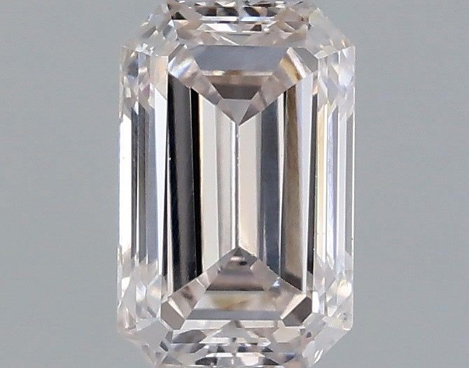 0.47 ct Emerald diamond