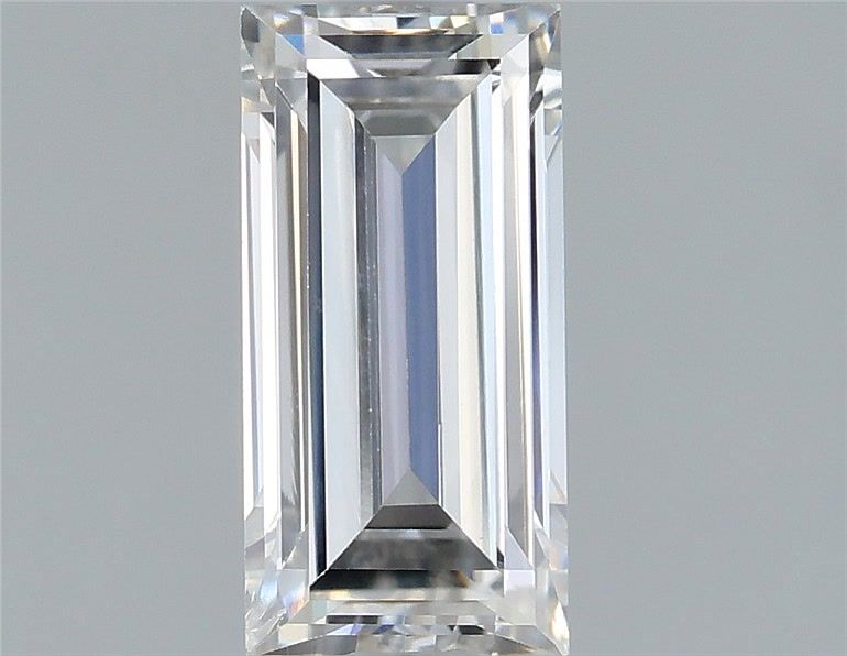 0.98 ct Baguette diamond
