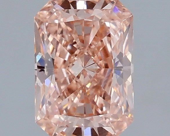 1.08 ct Radiant diamond
