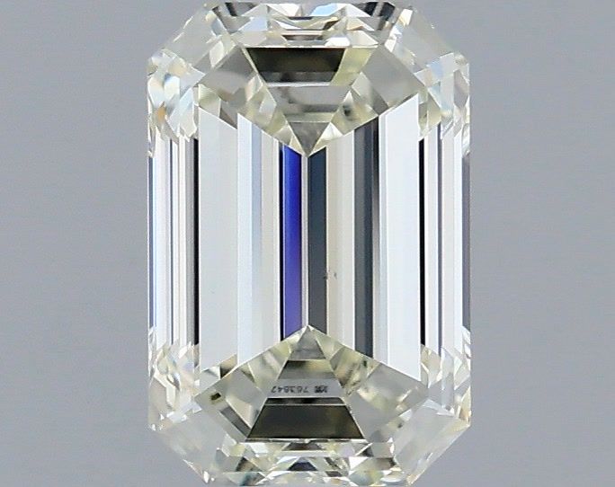 0.90ct Emerald diamond