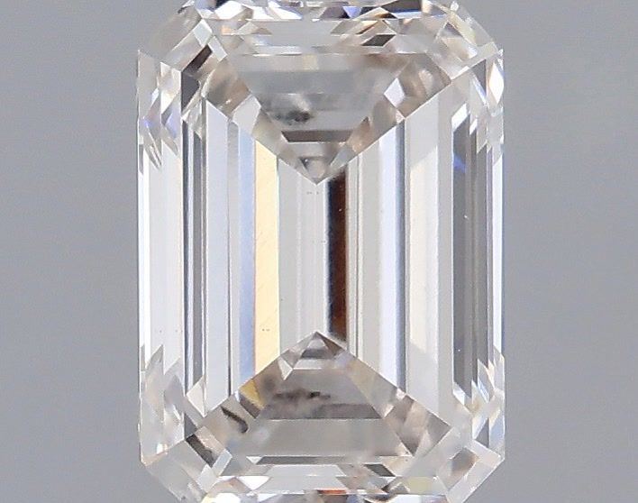 1.22 ct Emerald diamond
