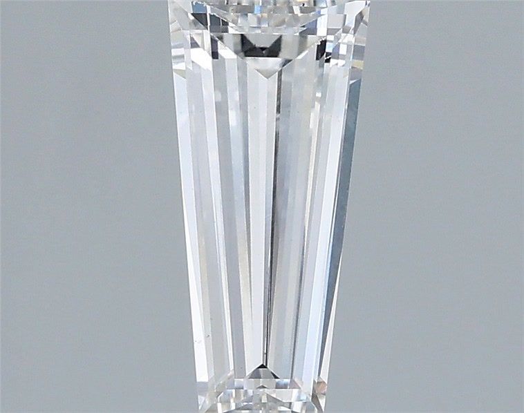 1.11 ct lab-grown Tapered baguette Diamond