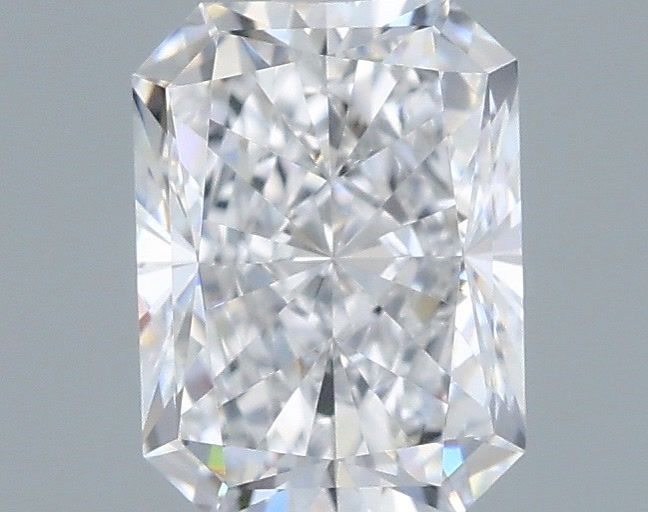 0.94 ct lab-grown Radiant Diamond