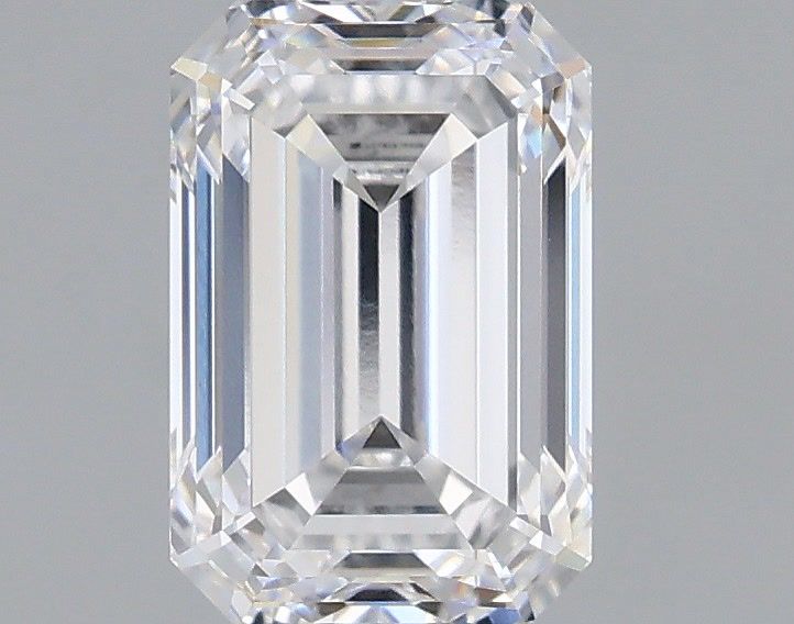 1.40 ct. emerald Lab Grown Diamond front image