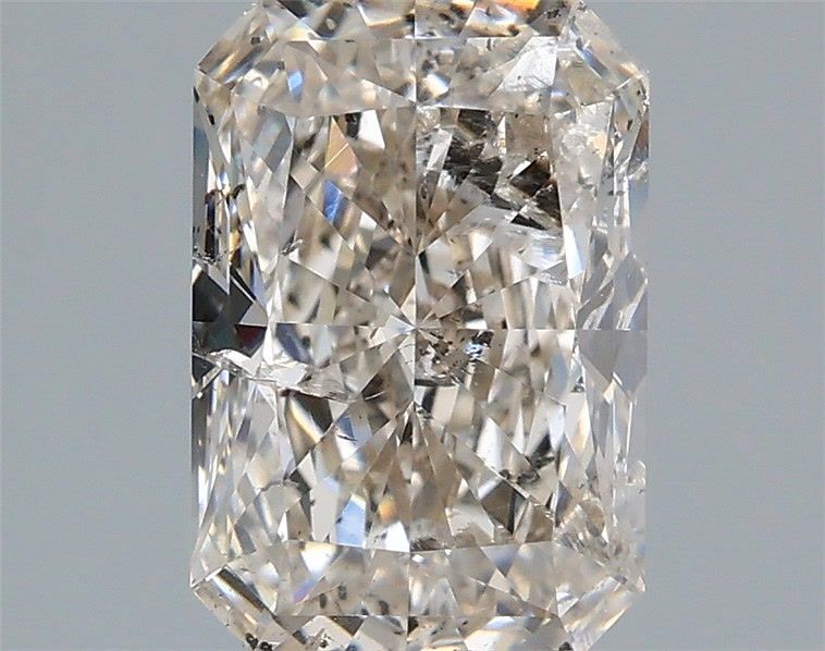 2.01ct Radiant diamond