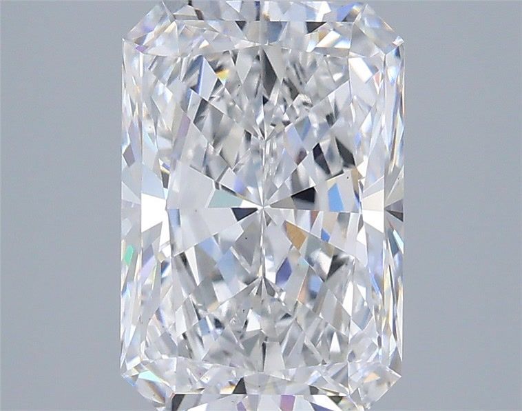 2.95 ct. radiant Lab Grown Diamond front image