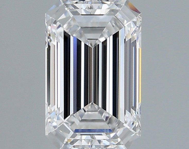 1.67 ct. emerald Lab Grown Diamond front image